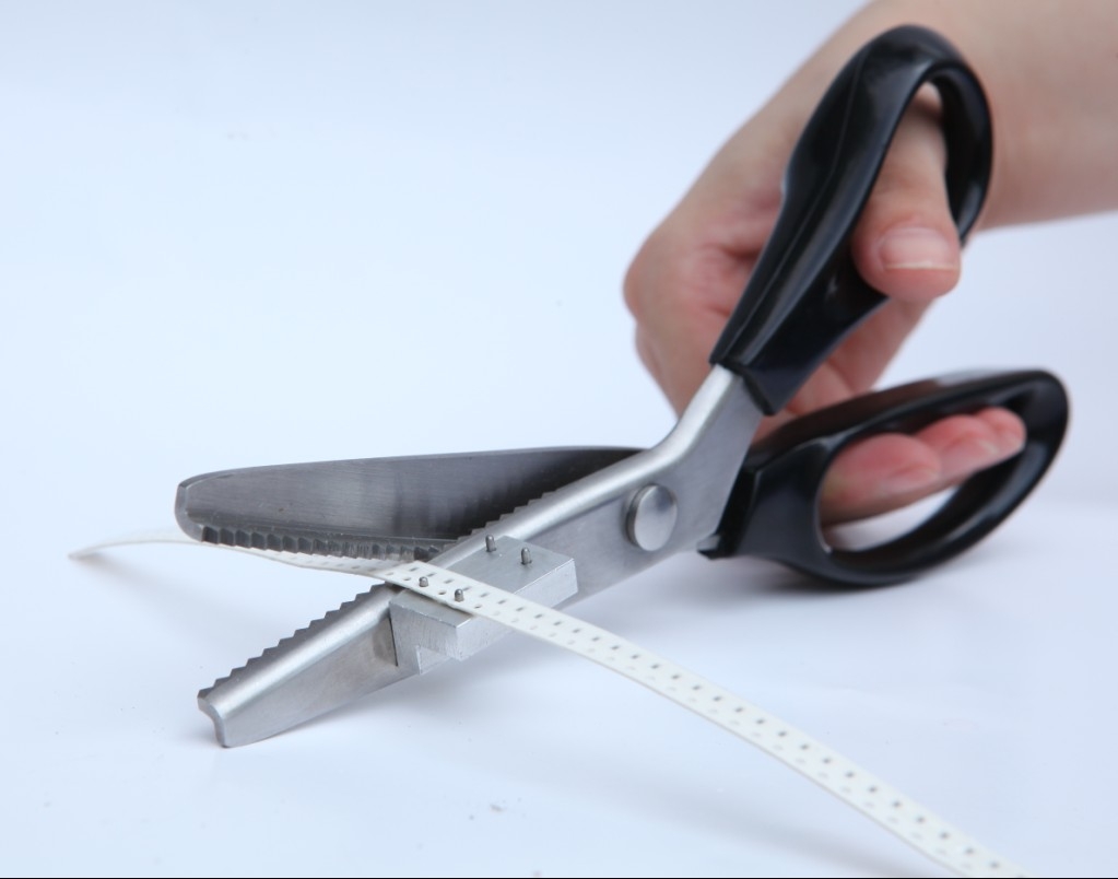 ZigZag Tape Cutter – Mid America Taping and Reeling
